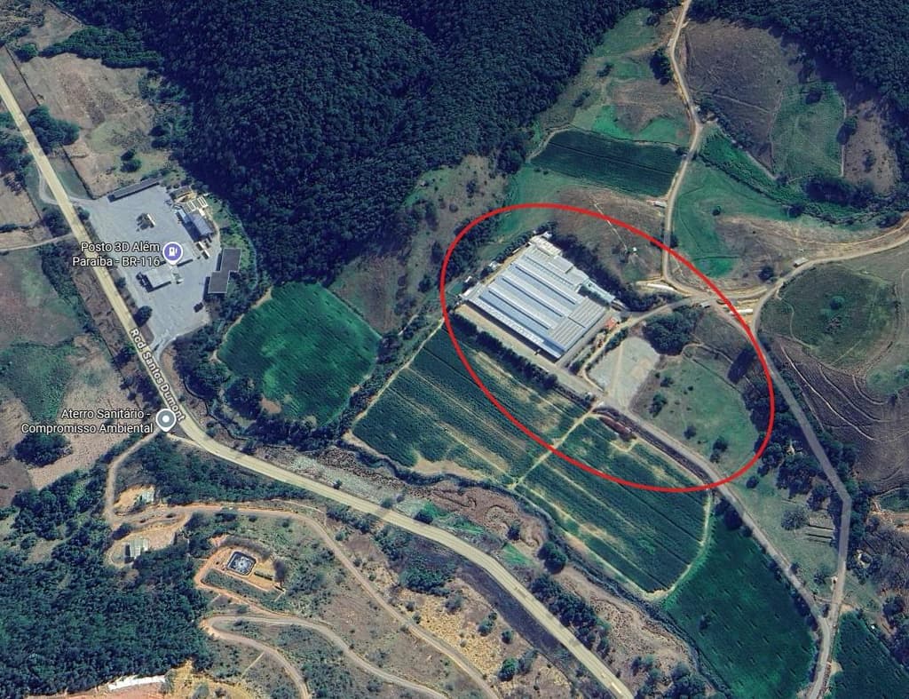 Foto 4 de 12: Comercial em leilão em Capinópolis - MG — Galpão, Além Paraíba / MG