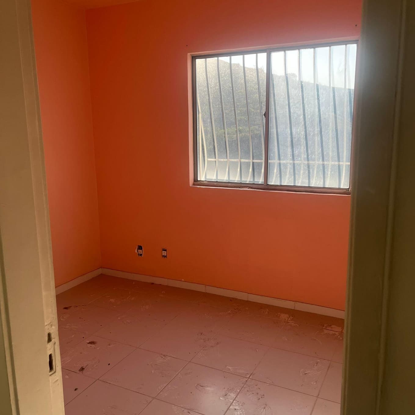 Foto 5 de 5: Apartamento em leilão em Niterói - RJ — APARTAMENTO 1404, DO BLOCO 01, NA RUA DESEMBARGADOR MÁRIO FERNANDES PINHEIRO, Nº 127, FONSECA, NITERÓI/RJ