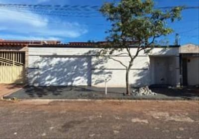 Foto 1 de 2: Casa em leilão em Uberlândia - MG — Casa 206m², Ocupada, no Jardim das Palmeiras, Uberlândia/MG