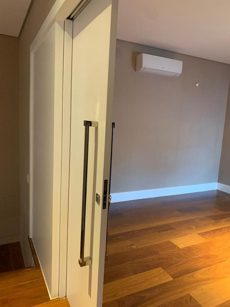 Foto 7 de 63: Casa em leilão em Marília - SP — CASA DE ALTO PADRÃO - JARDIM TROPICAL, MARILIA/SP - ÁREA DE 480m² - 4 SUÍTES, PISCINA AQUECIDA E SPA