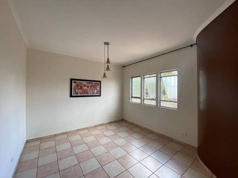 Foto 5 de 18: Casa em leilão em Rio Claro - SP, bairro Vila Bela Vista — Casa, Rio Claro / SP