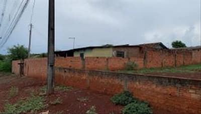 Foto 2 de 2: Terreno em leilão em Apucarana - PR — Terreno com área de 204m² e 1 Casa de 70m² - Apucarana/PR