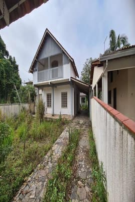 Foto 3 de 8: Terreno em leilão em Itapoá - SC — Casa com edícula área total de terreno de 384m² Itapoá/SC