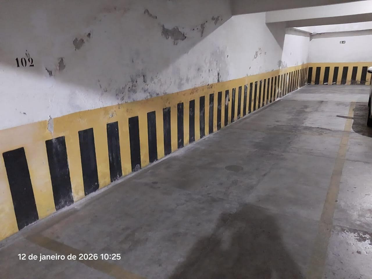 Foto 20 de 30: Apartamento em leilão em Curitiba - PR, bairro Água Verde — Apartamento (área de 159m²) com Vagas de Garagem Edifício Filadélfia - Água Verde Curitiba/PR