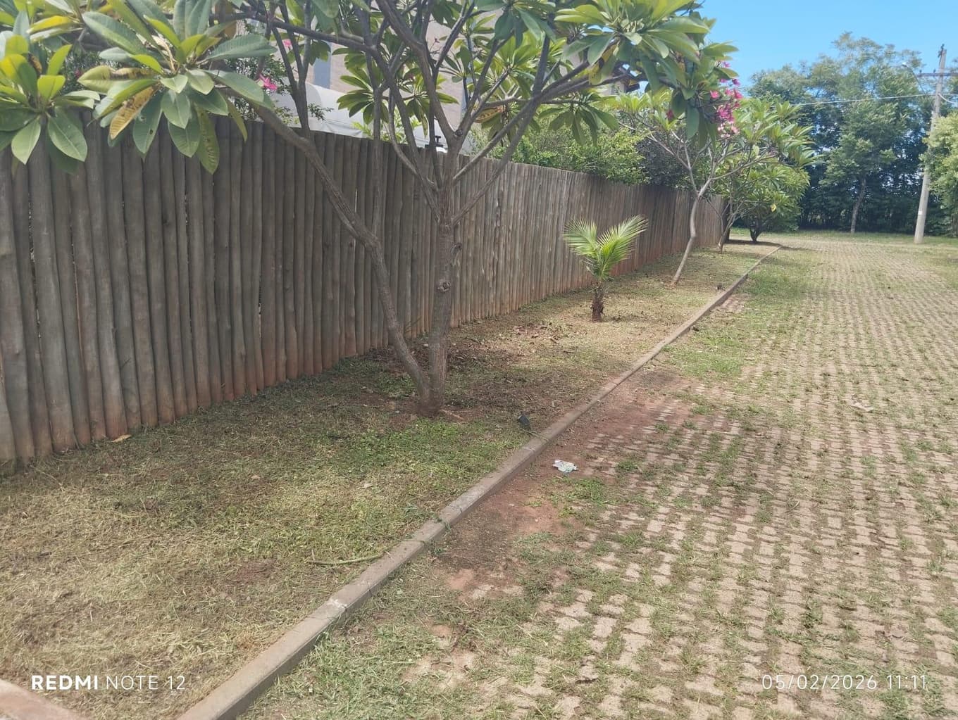 Foto 7 de 16: Casa em leilão em Mendonça - SP — Casa de Alto Padrão em Condomínio Fechado com Piscina, Quadra de Areia e 1.002,62 m² de Terreno Mendonça/SP
