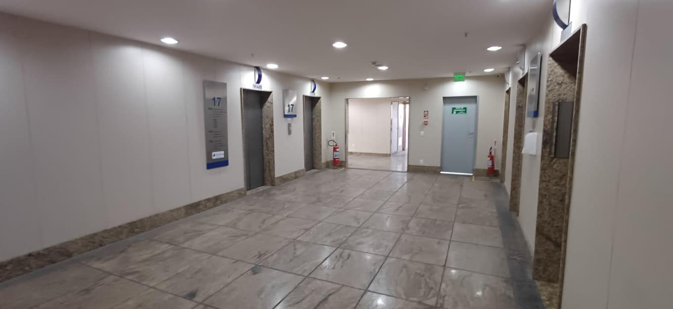 Foto 17 de 19: Comercial em leilão em Rio De Janeiro - RJ, bairro Centro — Laje Corporativa 920m² no Edifício Avenida Presidente Vargas, 409 | Centro, Rio de Janeiro/RJ