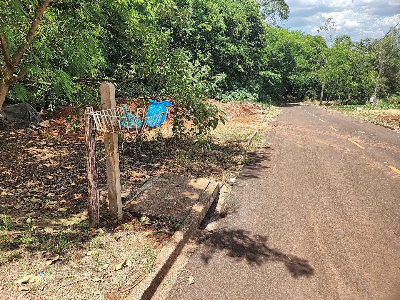 Foto 8 de 9: Terreno em leilão em Lindoeste - PR — LOTE URBANO Nº 03 SITUADO NO LOTEAMENTO JARDIM ITÁLIA NO MUNICÍPIO DE LINDOESTE/PR ÁREA DE 487,66M²