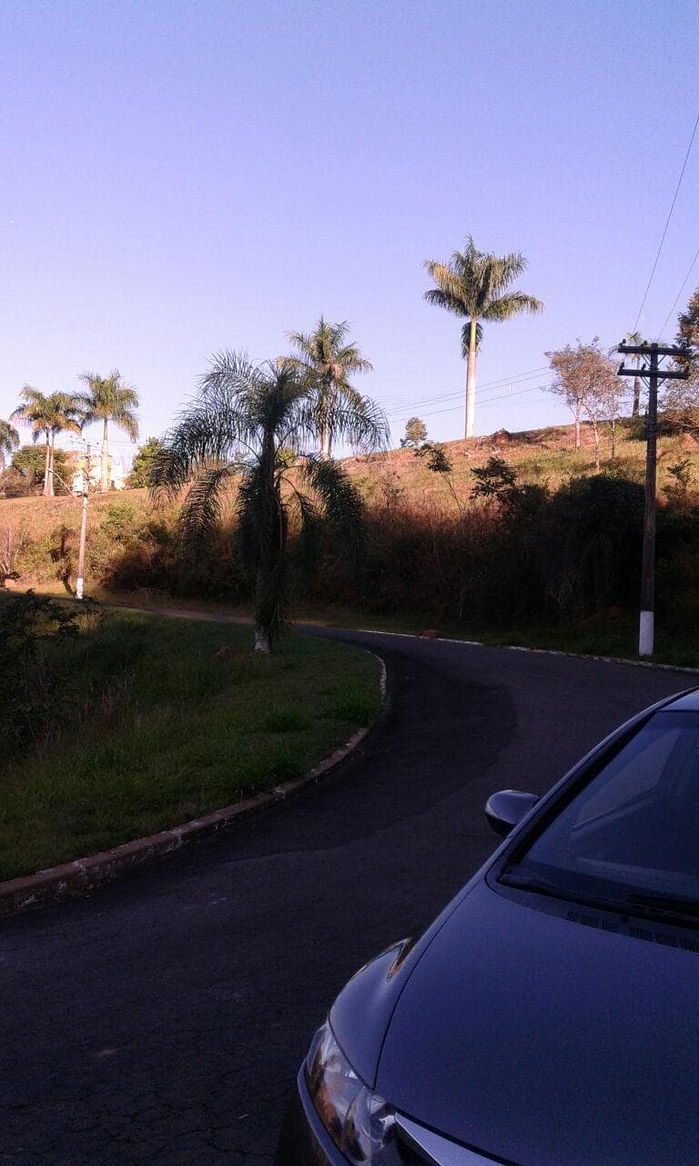 Foto 18 de 18: Terreno em leilão em Lindóia - SP, bairro Rio do Peixe — Lote de Terreno com 767,00m2 em Cond. Mirante do Lago em Lindóia-SP