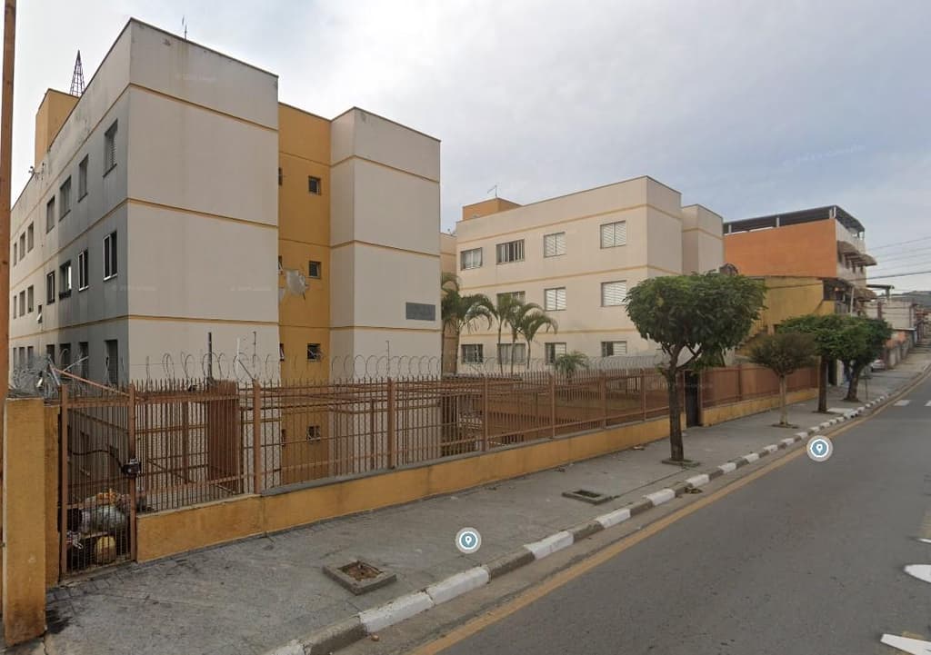 Foto 2 de 4: Apartamento em leilão em Ferraz De Vasconcelos - SP — Apartamento - Vila Romanópolis - Conjunto Residencial Vila Inglesa - A.U. 54,48m² - A.T. 81,23m² - 1 vaga