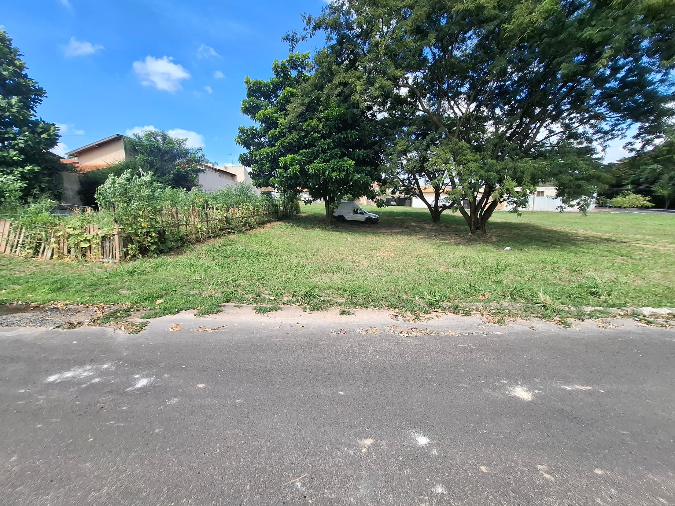 Foto 2 de 5: Terreno em leilão em Mirassol - SP — LOTE 24 DA QUADRA J LOCALIZADO NO RESIDENCIAL CELINA DALUL COM ÁREA DE 306m² - MIRASSOL/SP | MATRICULA 26.019