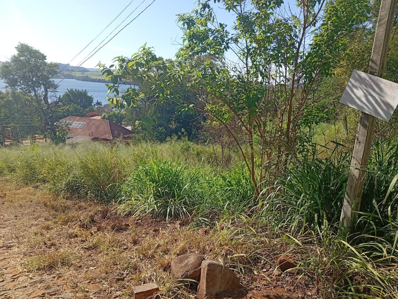 Foto 2 de 7: Terreno em leilão em Nova Prata Do Iguaçu - PR, bairro Distrito Turístico — LOTE URBANO Nº 10, QUADRA Nº 15 DO LOTEAMENTO ESTRELA DOURADA DO MUNICÍPIO DE NOVA PRATA DO IGUAÇU/PR ÁREA DE 2.102,75M²