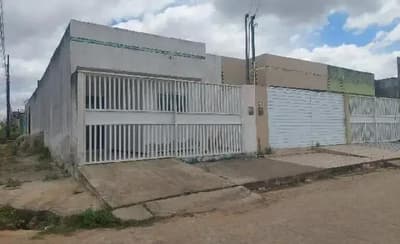 Casa em leilão em Nossa Senhora Da Glória - SE — Casa de 112.75m2, com 3 quartos, em NOSSA SENHORA DA GLORIA/SE.