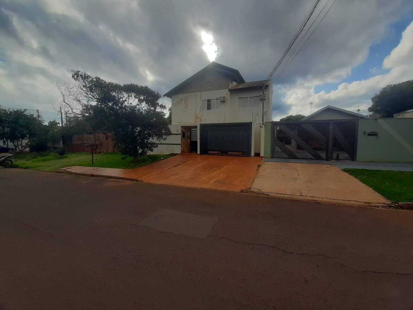 Foto 7 de 9: Casa em leilão em Campo Grande - MS — Casa 360m², Santa Luzia, em Campo Grande/MS - Ocupada