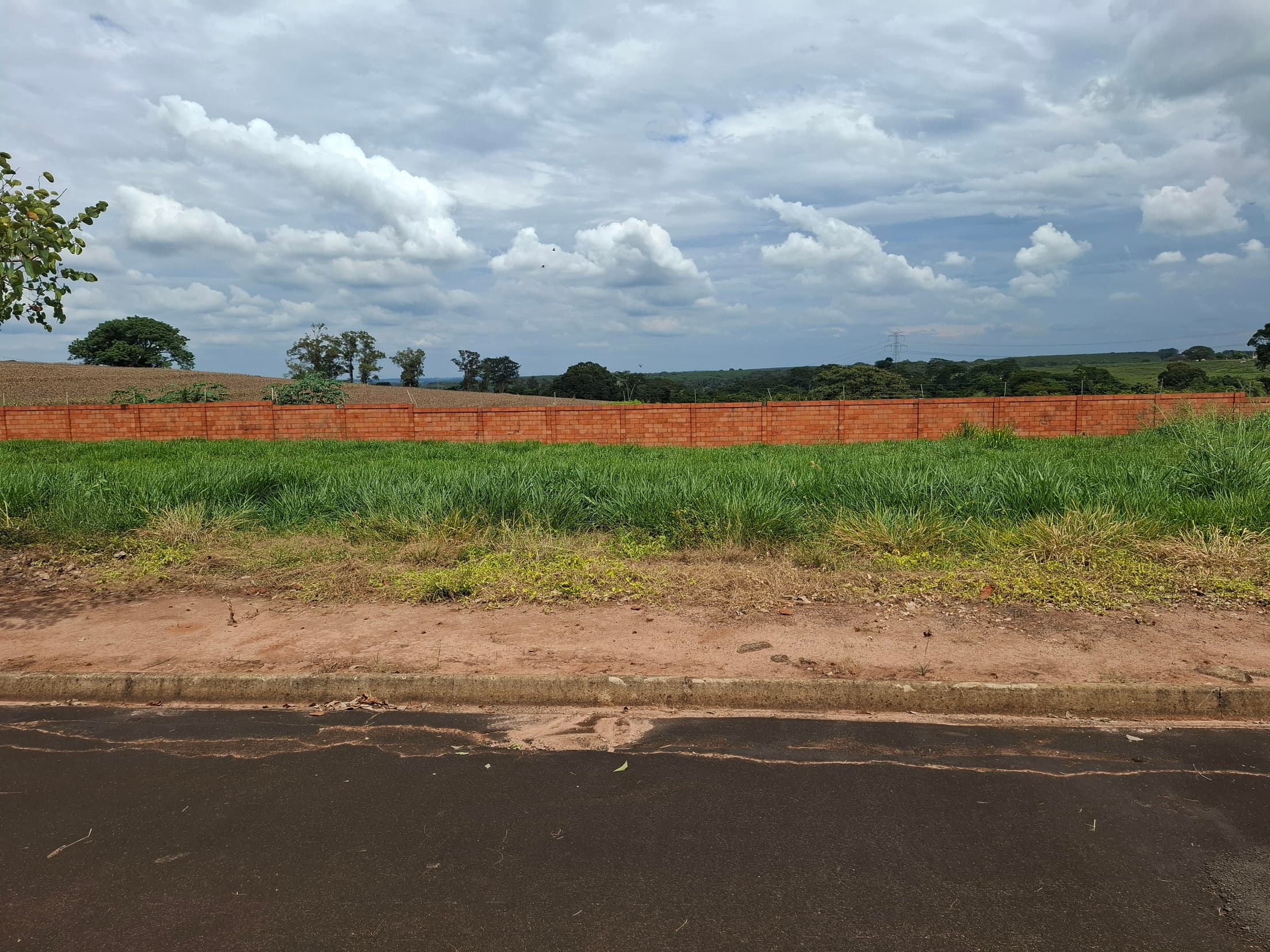 Foto 4 de 5: Terreno em leilão em Mirassol - SP — TERRENO RESIDENCIAL NO SAN DIEGO COM ÁREA DE 450m² (15x30) MIRASSOL/SP | MATRICULA 33.946