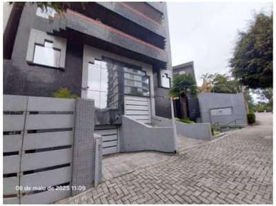 Foto 5 de 47: Apartamento em leilão em Curitiba - PR — Apartamento nº 1401 com área privativa de 184,48m² com duas vagas de garagem - Avenida Munhoz da Rocha,175, Juvevê, Curitiba/PR