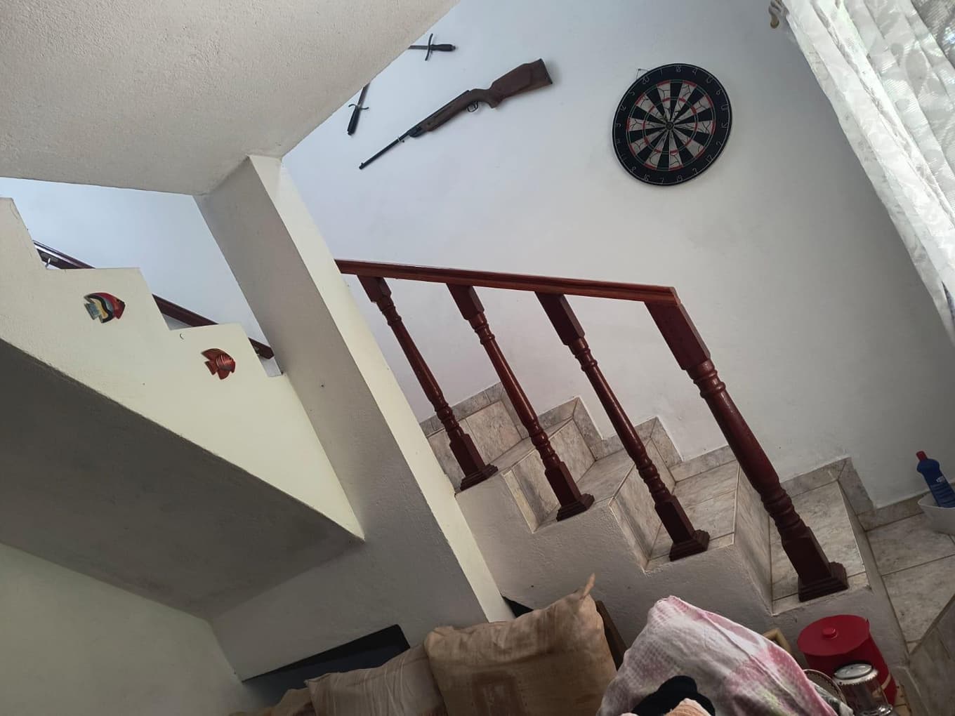 Foto 4 de 15: Casa em leilão em São Lourenço Da Serra - SP — VENDA DIRETA - ACEITANDO PROPOSTAS: CHÁCARA 211m² COM PISCINA E 410 FRUTÍFERAS EM SÃO LOURENÇO DA SERRA