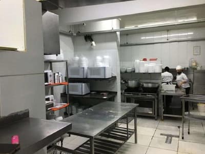 Foto 3 de 24: Comercial em leilão em Maringá - PR — Parte Ideal de 50% do Edifício Comercial Mandarino de área construída de 2.424,75m² - Zona 09, Maringá/PR