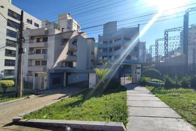 Foto 1 de 21: Apartamento em leilão em Chapecó - SC, bairro Centro — Apto 217m² c/ 2 Vagas | Centro, Chapecó/SC | 337m² Totais | Região Nobre, Próximo à Av. Getúlio Vargas e Arena Condá!