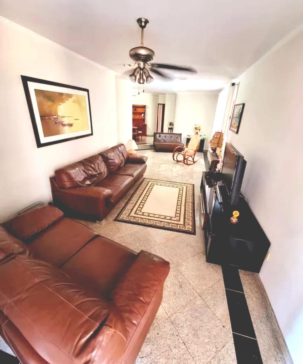 Foto 14 de 23: Apartamento em leilão em Santos - SP — Apartamento em Santos com 132m² e 02 vagas, apenas 80 metros da Praia José Menino