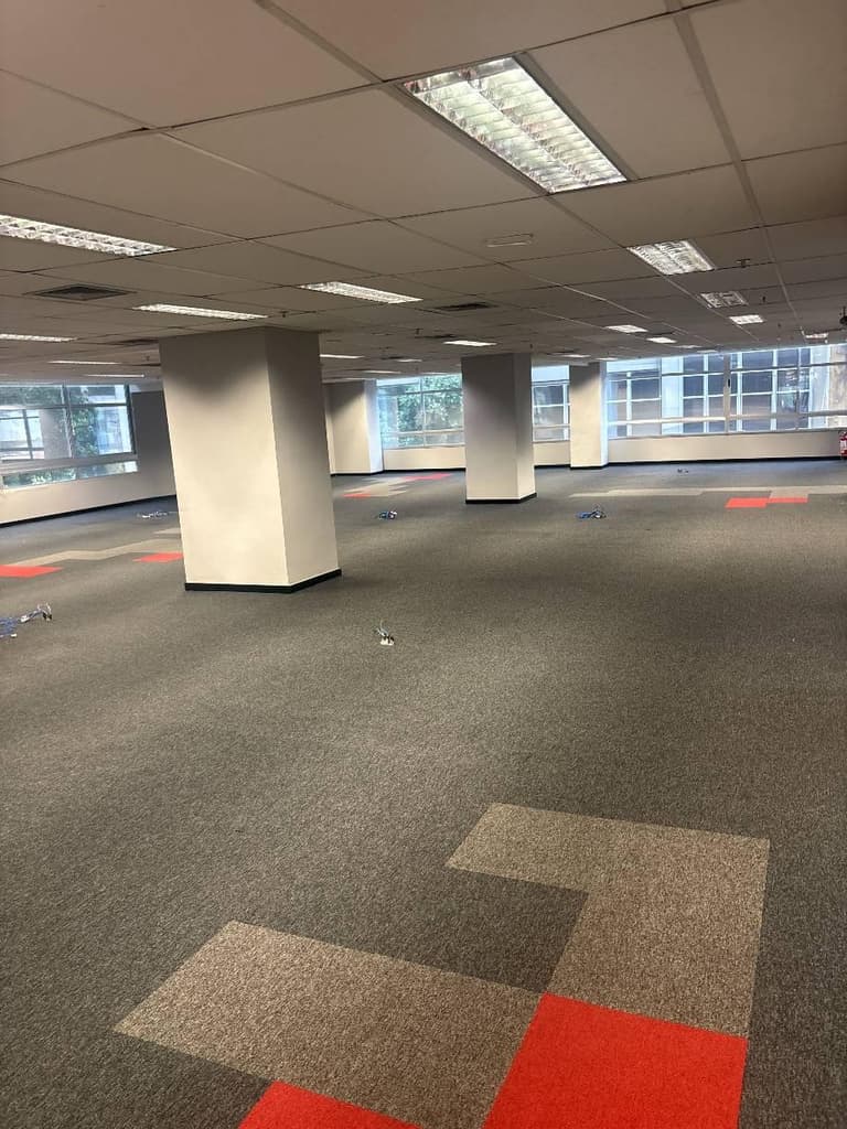 Foto 1 de 10: Comercial em leilão em Rio De Janeiro - RJ, bairro Centro — Sala comercial, Rio De Janeiro / RJ