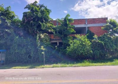 Comercial em leilão em Paranaguá - PR, bairro Raia — Imóvel com terreno de 902,80m² e área construída de 879,40m², Rua dos Expedicionários 1161, Paranaguá/PR - Massa Falida Abastecimento à Navegação