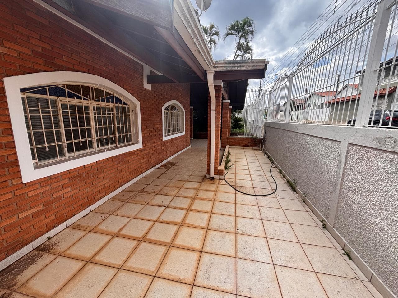 Foto 14 de 36: Casa em leilão em Hortolândia - SP — CASA COM 492m² A.T. e 216,20 de A.C. EM HORTOLÂNDIA/SP