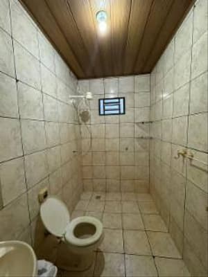 Foto 8 de 15: Casa em leilão em Lucas Do Rio Verde - MT, bairro Jardim das Palmeiras — Casa 242m² com Piscina e Terreno 325m² | Lucas do Rio Verde-MT | Jardim das Palmeiras | Oportunidade - Próxima à Av. Mato Grosso e à Praça dos Migrantes - Financiamento em até 420 Meses!