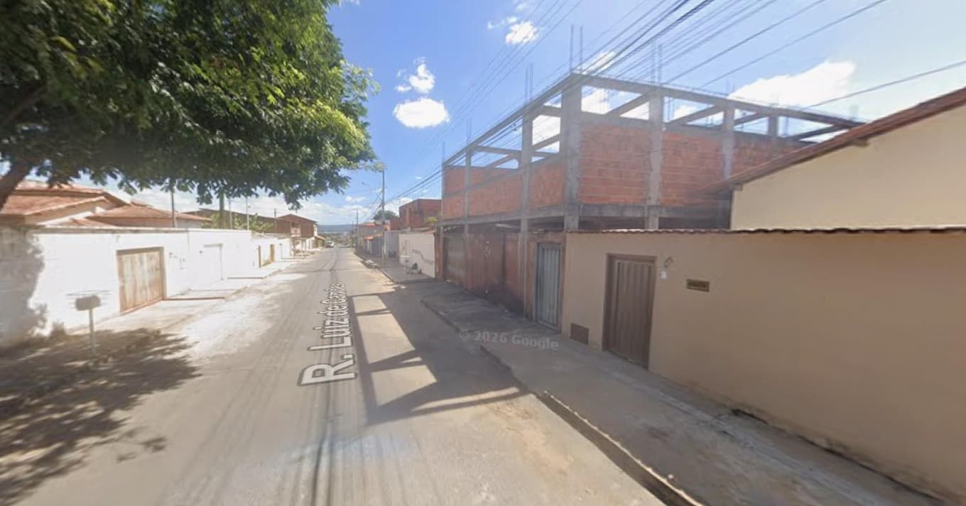 Foto 3 de 3: Casa em leilão em Montes Claros - MG, bairro Planalto — Casa 105m² em Região de Expansão no Bairro Planalto (MOC), Terreno de 230m², Montes Claros/MG