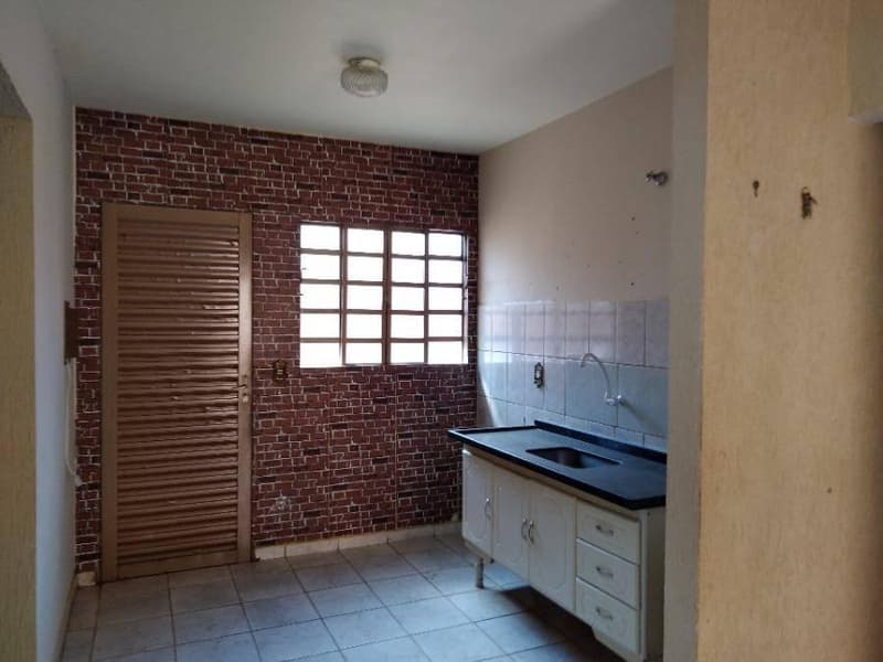 Foto 8 de 15: Casa em leilão em Itirapina - SP, bairro Jardim Gobbi — Casa, Desocupado, Itirapina / SP (30% abaixo da avaliação)