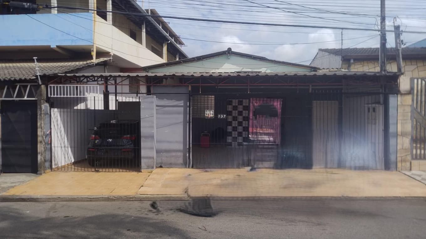 Foto 2 de 3: Casa em leilão em Sorocaba - SP — Casa 300m², Vila Helena, em Sorocaba/SP - Ocupado