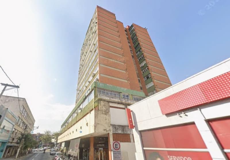Foto 1 de 2: Apartamento em leilão em Resende - RJ, bairro Campos Elíseos — Apto. 161m², 01 vaga, Campos Elíseos, Resende/RJ