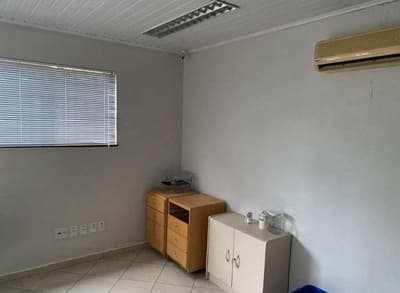 Foto 5 de 15: Terreno em leilão em Concórdia - SC — Terreno com área de 640m², edificação comercial, A.C. 356,47m², Concórdia/SC