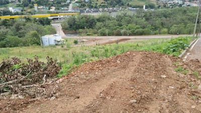 Foto 1 de 4: Terreno em leilão em Saudades - SC — LOTE URBANO Nº 06 DA QUADRA Nº 122, LOCALIZADO EM SAUDADES/SC ÁREA DE 480,31M²