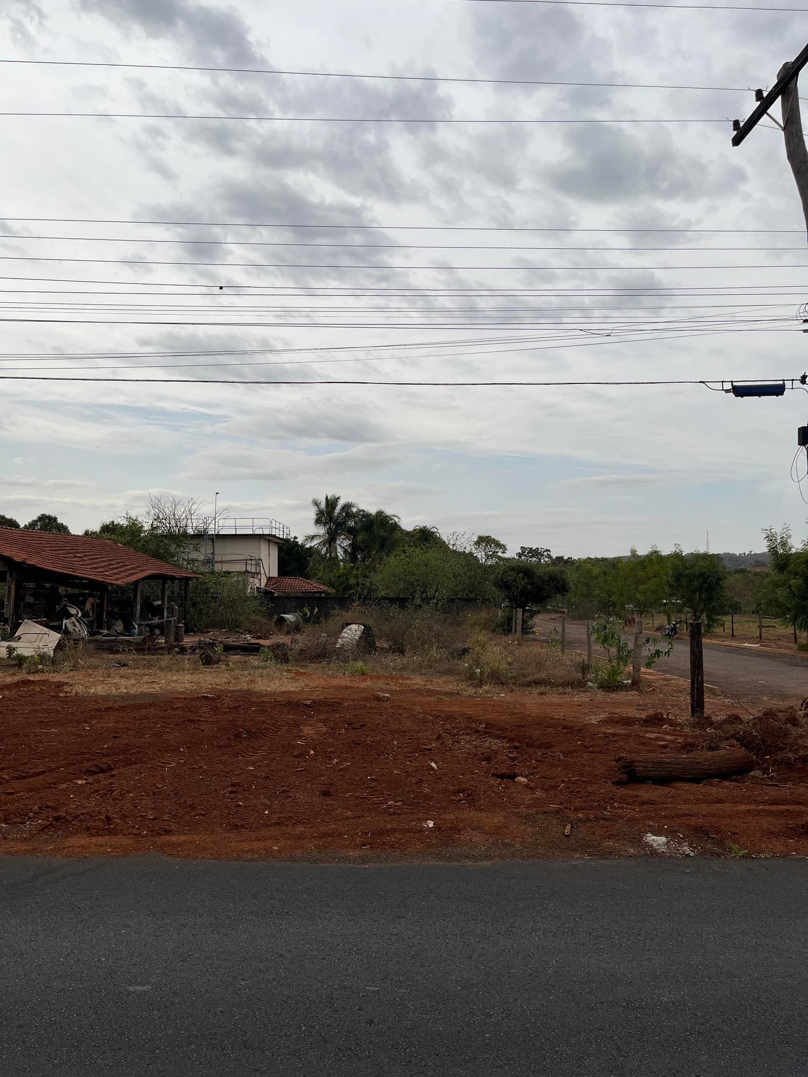 Foto 4 de 5: Terreno em leilão em Itajá - GO, bairro Centro — TERRENO: AVENIDA JOSÉ LUIZ