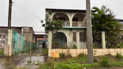 Foto 1 de 3: Casa em leilão em Guaíba - RS, bairro Jardim Santa Rita — Casa 205m² com Terreno 300m² | Guaíba-RS | Jardim Santa Rita - Financiamento até 420 Meses!