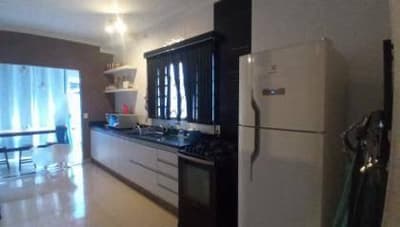 Foto 5 de 15: Casa em leilão em Mendonça - SP — Casa 92m² com Terreno 220m² | Mendonça-SP | Conj. Hab. Antônio Papalardo - 2 Dorms. - Financiamento até 420 Meses!