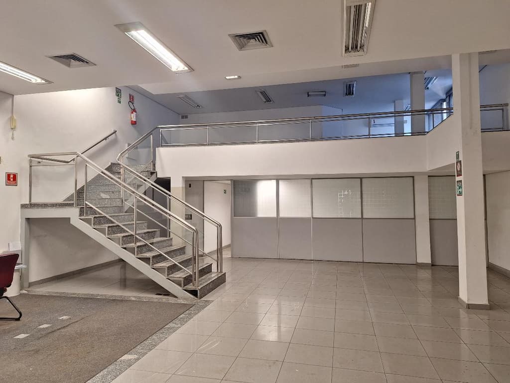 Foto 4 de 5: Comercial em leilão em São Paulo - SP — Loja 2.500m², 15 vagas, Parque Edu Chaves, São Paulo/SP