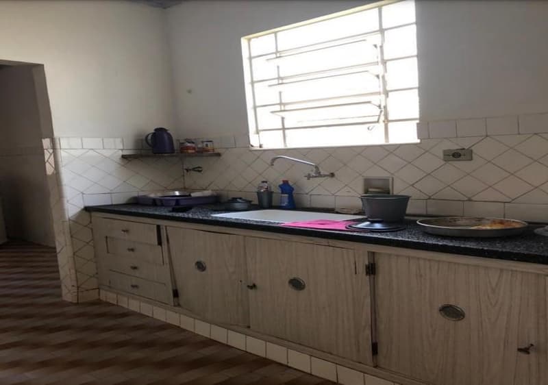 Foto 11 de 27: Casa em leilão em Ribeirão Preto - SP — IMOVEL - CASA tipo SOBRADO construído nos fundos de terreno - Bairro Campos Elísios em Ribeirão Preto/SP