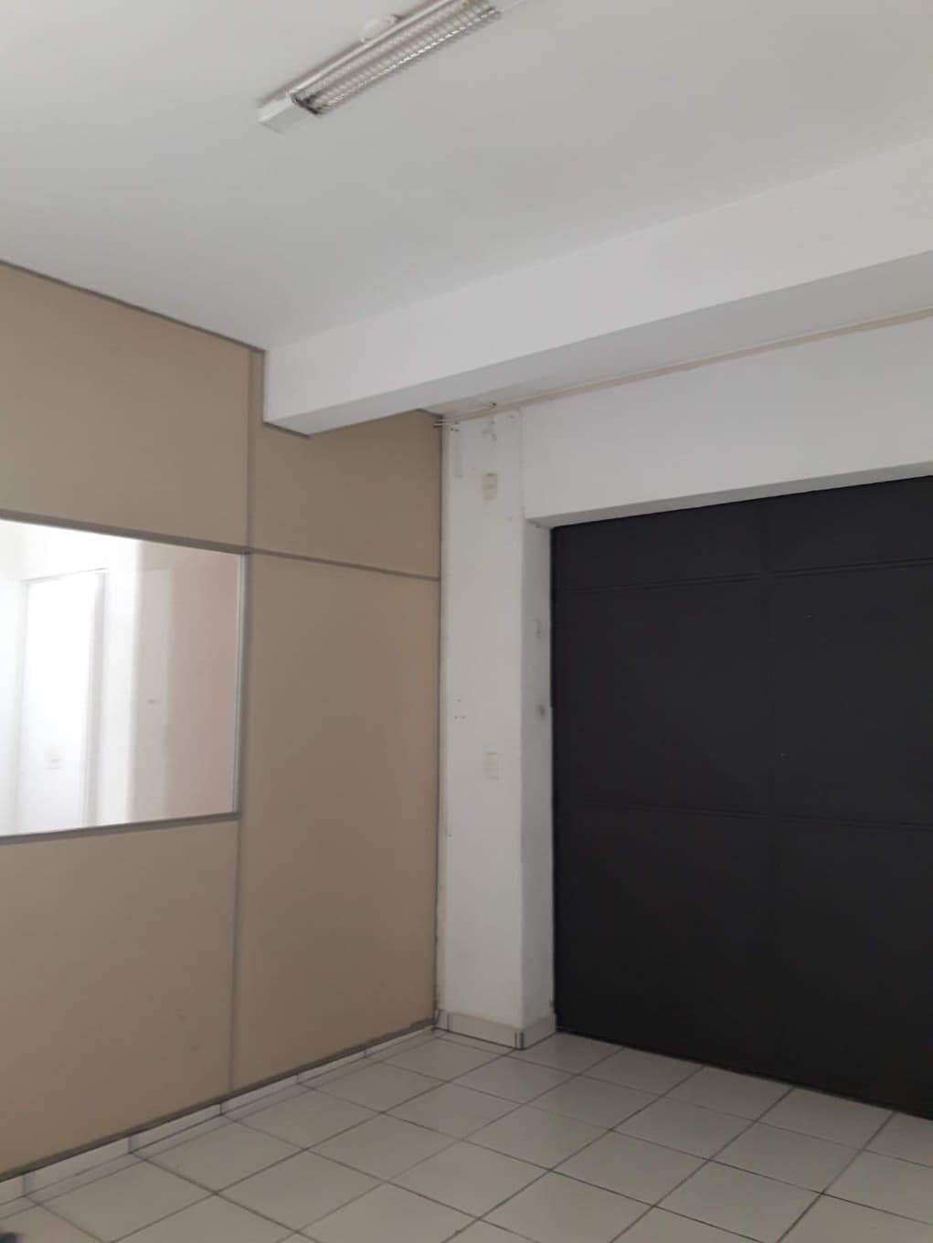 Foto 27 de 31: Casa em leilão em Sorocaba - SP — 03 Casas, 01 Salão Comercial com 387m², 5 vagas, Ocupada pelo Vendedor na Vila Fiori em Sorocaba/SP
