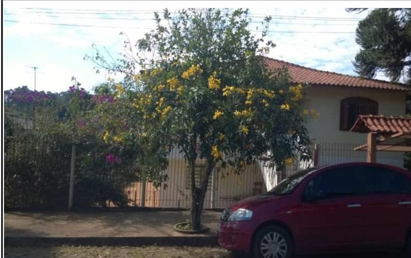 Foto 1 de 16: Casa em leilão em Passo Fundo - RS, bairro Petrópolis — Casa, Ocupado, 311.04 m2, PASSO FUNDO / RS