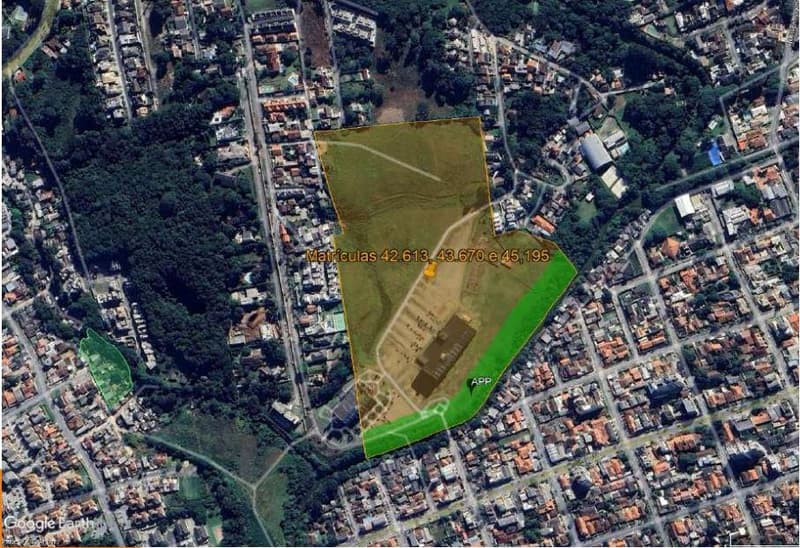 Foto 2 de 2: Terreno em leilão em Curitiba - PR, bairro Campo Comprido — Terreno de 124.328 ,38m² com Duas Edificações Prédio de 5 Pavimentos (3.079,32 m²) e Prédio de 6 Pavimentos (18.000 m²) Rua Marumby, Campo Comprido Curitiba/PR