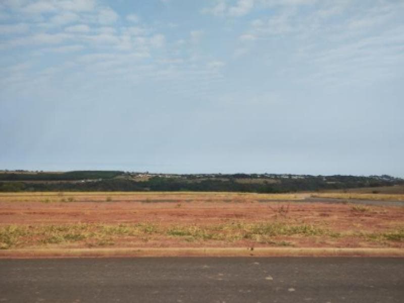 Foto 3 de 3: Terreno em leilão em Marília - SP, bairro Jardim Botânico I — Lote, Marília / SP