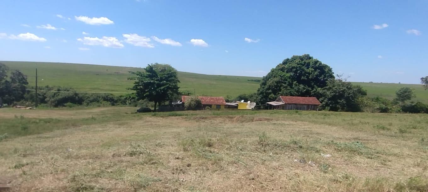 Terreno em leilão em Mariluz - PR, bairro Centro — Terreno com área total de 450,00 m², em Mariluz/PR