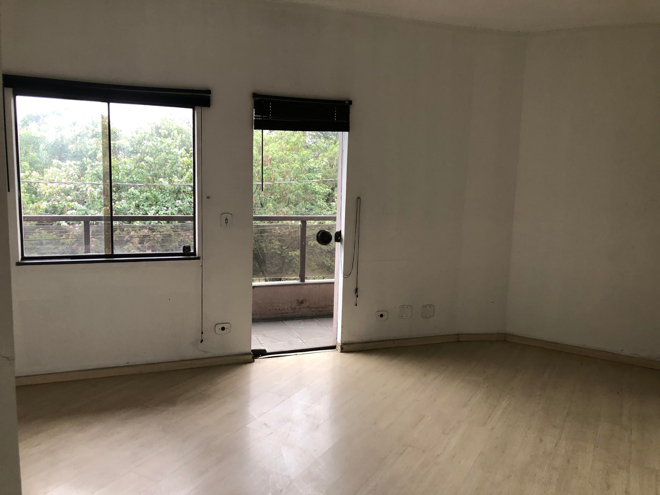 Foto 15 de 50: Comercial em leilão em Santo André - SP, bairro Vila Alto de Santo André — Imóvel 606m² | Vila Alto de Santo André/SP | Esquina Estratégica na Av. Martim Francisco! Ideal p/ Comércio