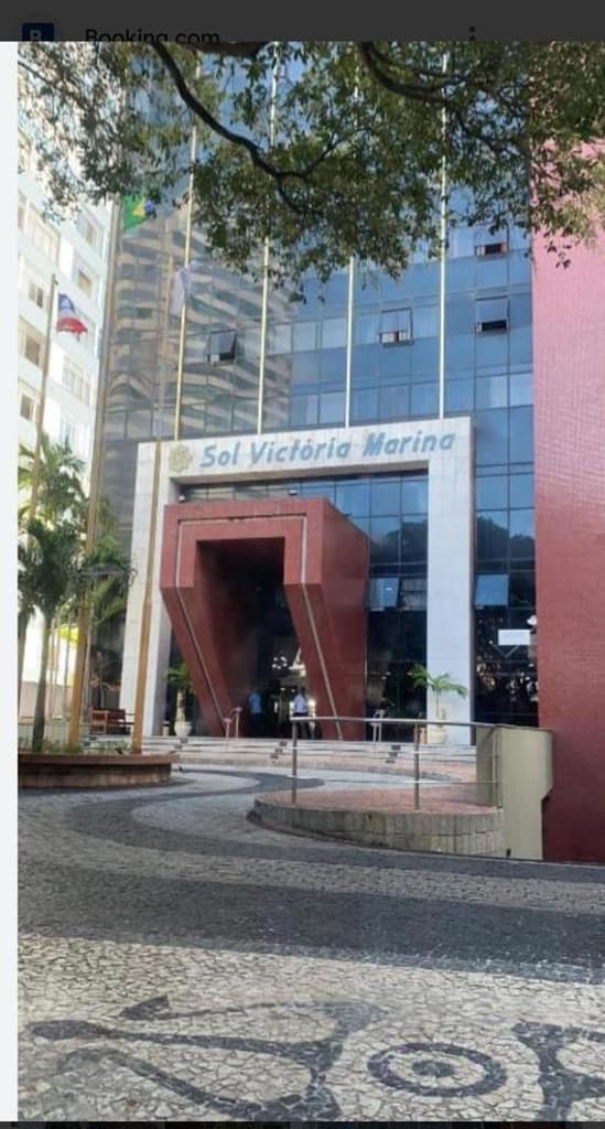 Apartamento em leilão em Salvador - BA — FLAT VITORIA MARINA
