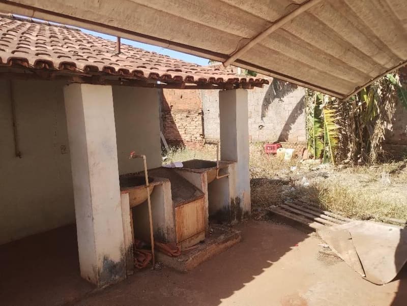 Foto 3 de 14: Casa em leilão em Ituiutaba - MG, bairro Lagoa Azul Ii — Casa 76m² com Terreno 210m² | DESOCUPADA | Ituiutaba-MG | Lagoa Azul II | Oportunidade - Próx. à BR-154 e ao Mart Minas - Financiamento até 420 Meses!