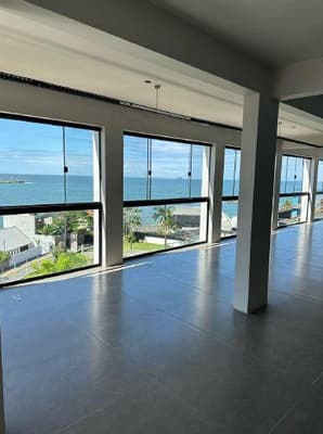 Foto 8 de 22: Terreno em leilão em Itajaí - SC, bairro Cabeçudas — Imóvel com A.T. 8.550m², 2 edificações com A.T.C. 1.620m², Cabeçudas, Itajaí/SC