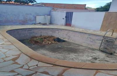 Foto 8 de 9: Casa em leilão em Terra Roxa - SP — Casa, A.T. 464m², A.C. 206m², 2 dorm, 1 suíte, piscina