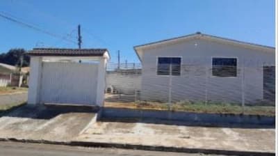 Foto 3 de 3: Casa em leilão em Ponta Grossa - PR — Casa 60m², em Ponta Grossa/PR - Ocupado