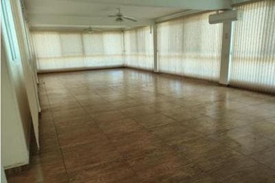 Foto 13 de 47: Casa em leilão em Santana De Parnaíba - SP — Chácara de alto padrão com 5 suítes e Área total de 5.381 m² | 43% abaixo da avaliação | Santana de Parnaíba/SP